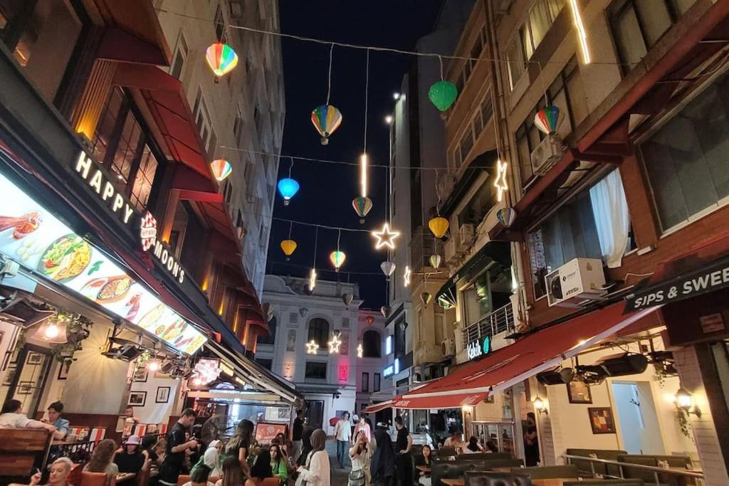 イスタンブールNew Cosy Studio In The Heart Of Kadikoyアパートメント エクステリア 写真
