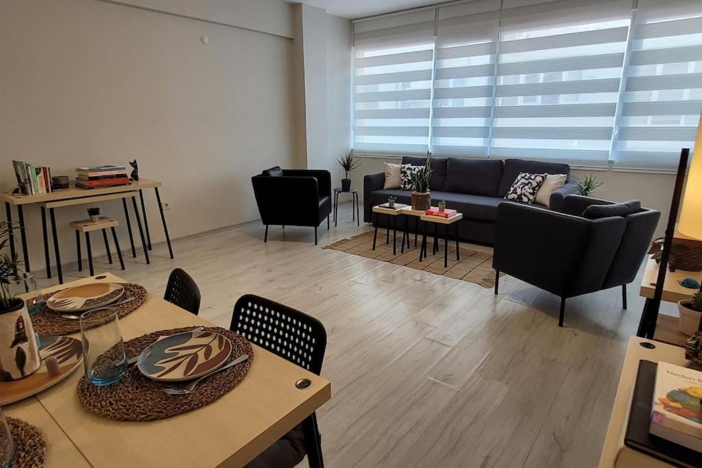 イスタンブールNew Cosy Studio In The Heart Of Kadikoyアパートメント エクステリア 写真